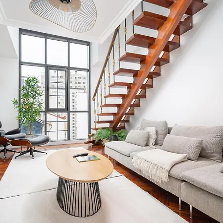 Helloasturias Oviedo, Un Espacio Luminoso Y Moderno En El Corazon De La Ciudad * اوفيدو