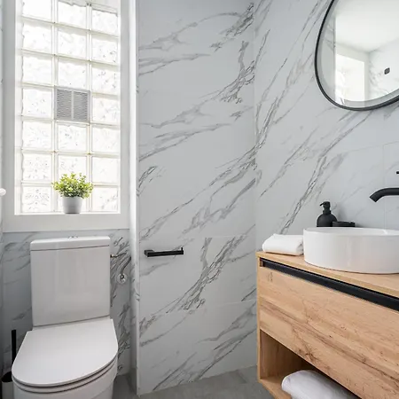 شقة Helloasturias Oviedo, Un Espacio Luminoso Y Moderno En El Corazon De La Ciudad *