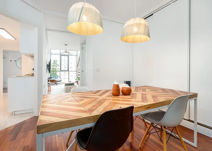 Helloasturias Oviedo, Un Espacio Luminoso Y Moderno En El Corazón De La Ciudad