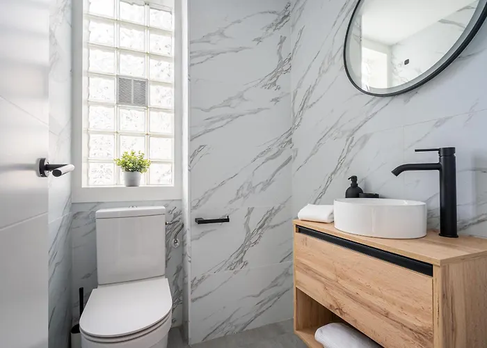 Apartamento Helloasturias Oviedo, Un Espacio Luminoso Y Moderno En El Corazón De La Ciudad *